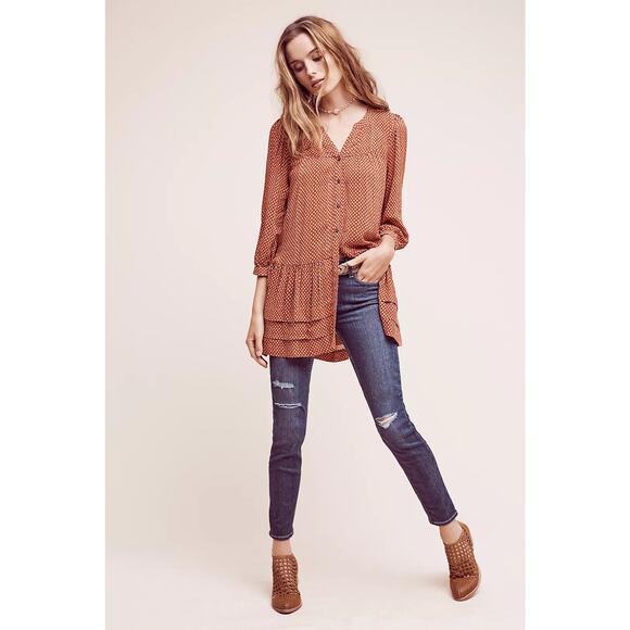 Holding Horses Pavin Buttondown
Tunic Pockets Tiered V Neck Orange Geometric - Picture 1 of 8